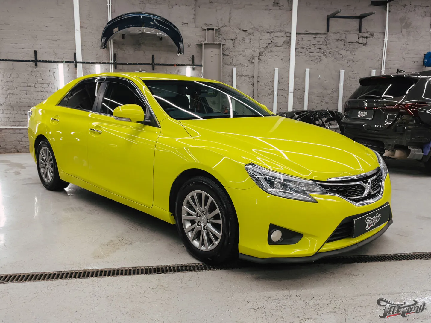 Ремонт Toyota Mark X после ДТП